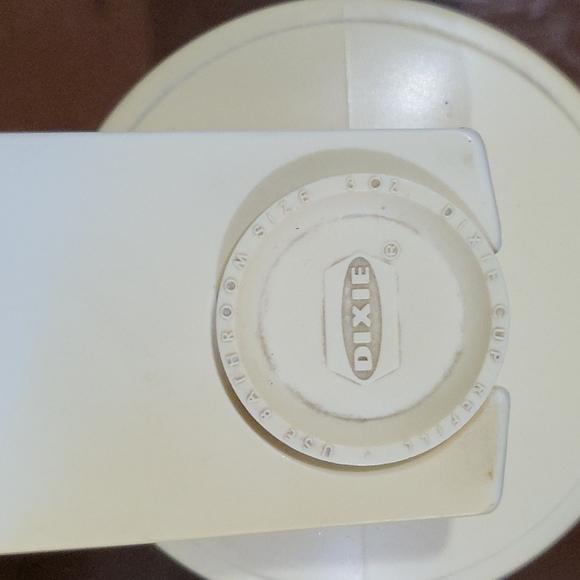 Two Vintage Plastic Dixie Cup Wall Mount Dispensers - Picture 3 of 12